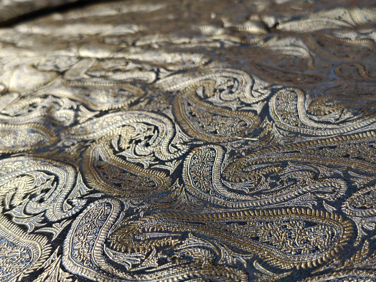 Royal Paisley Black & Gold Tanchoi Silk Fabric
